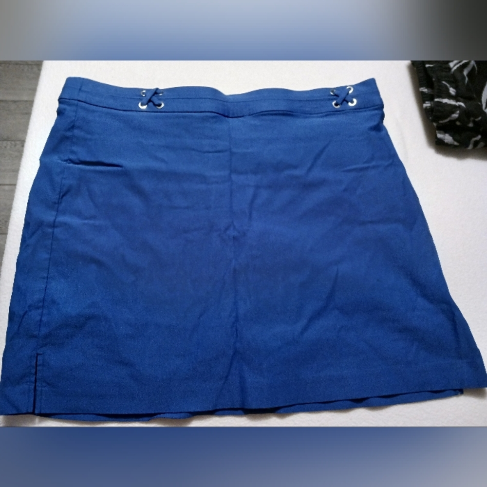 Skort